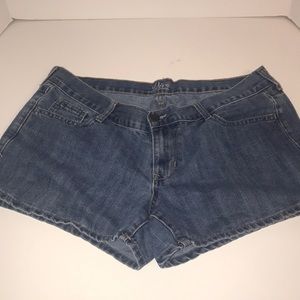 << SOLD >> Old Navy Jean Shorts size 12